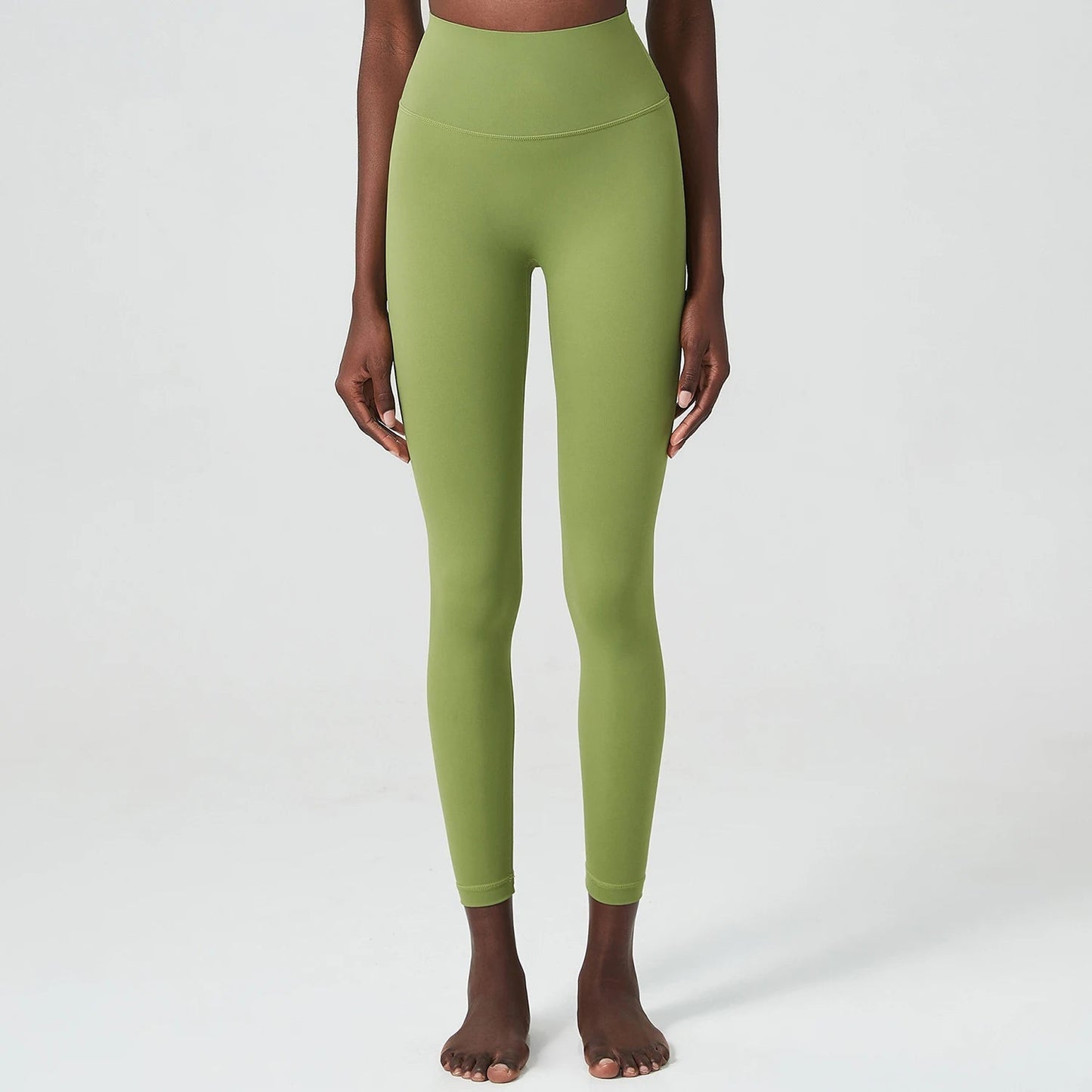 High visibility sports tights for optimal performance and safety in low-light conditions.
